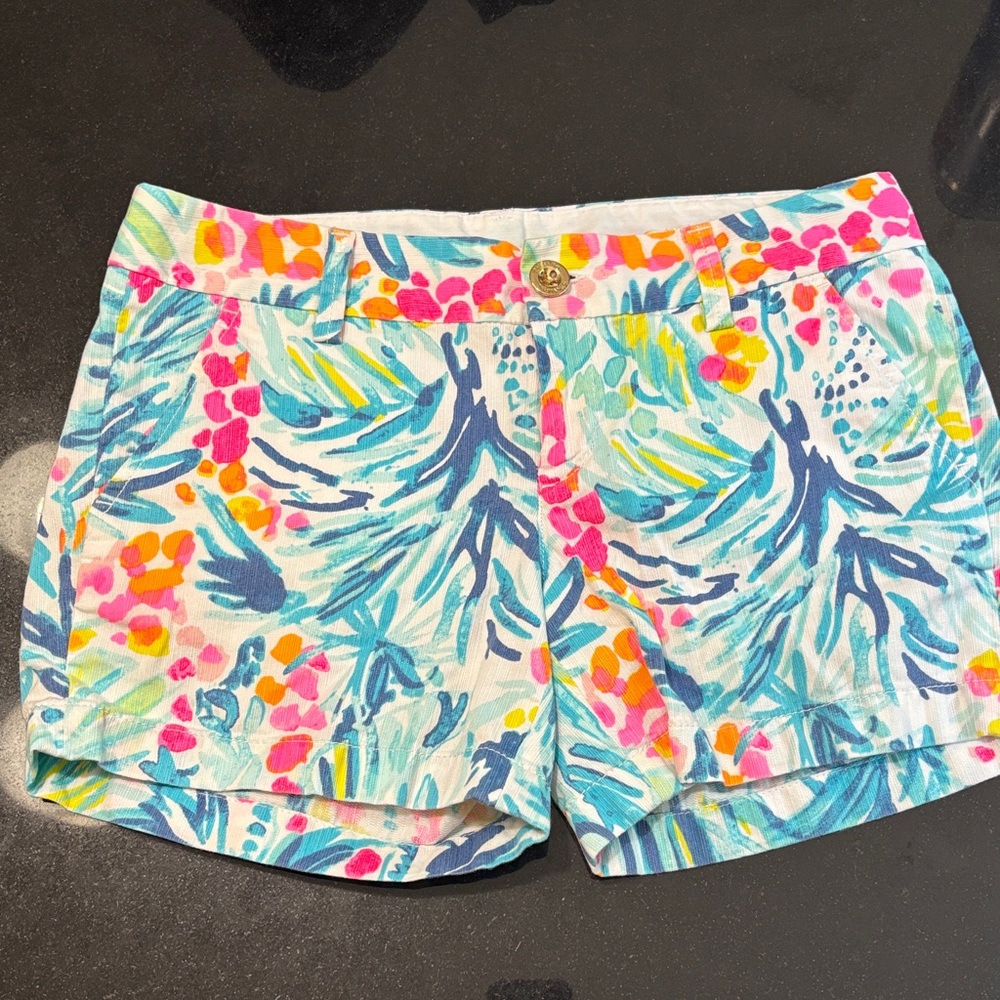 Lilly Pulitzer Vibrant Patterned Women's Shorts